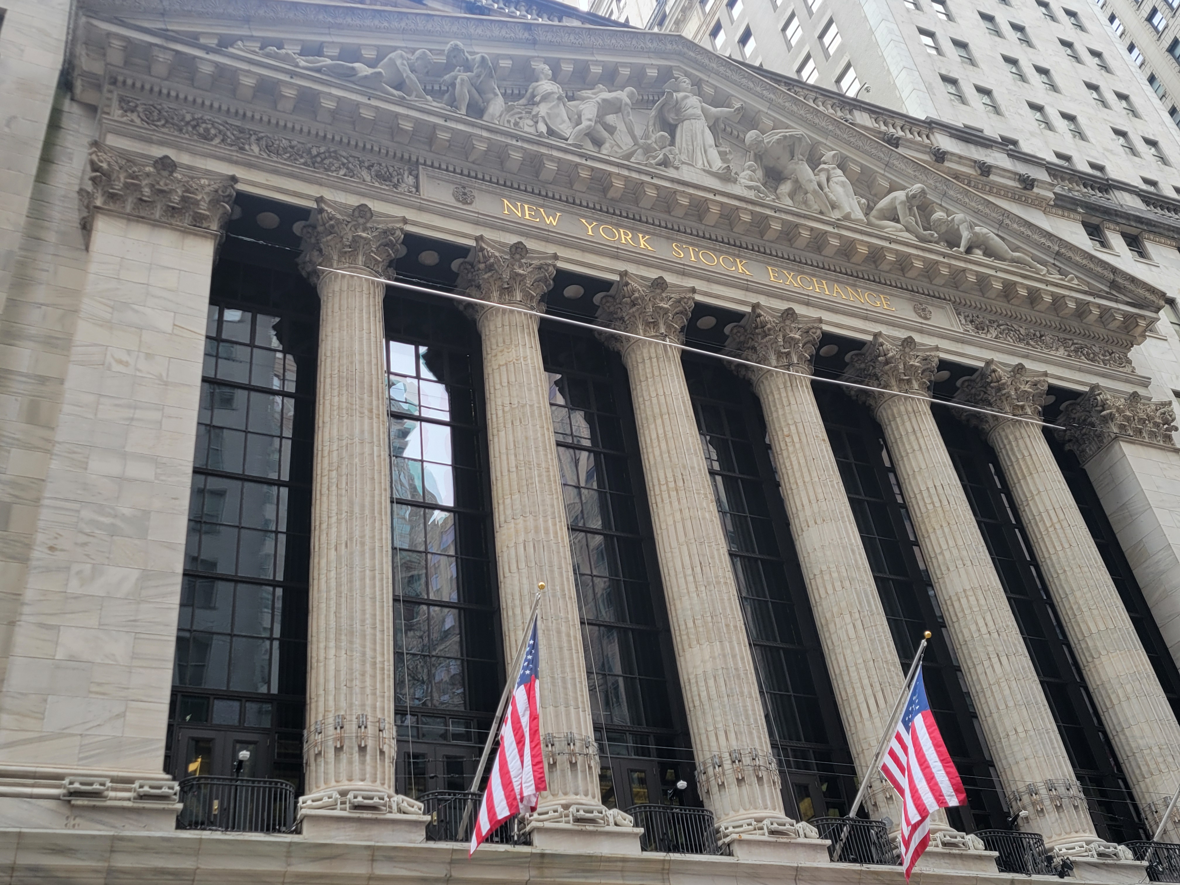 TD Cowen Raises Nextpower (NXT) PT Following FQ3 Earnings Beat, Raised Outlook