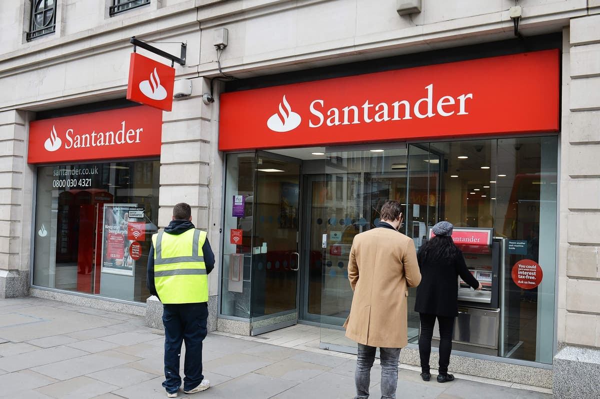 Santander: Locations of 44 branches set to close