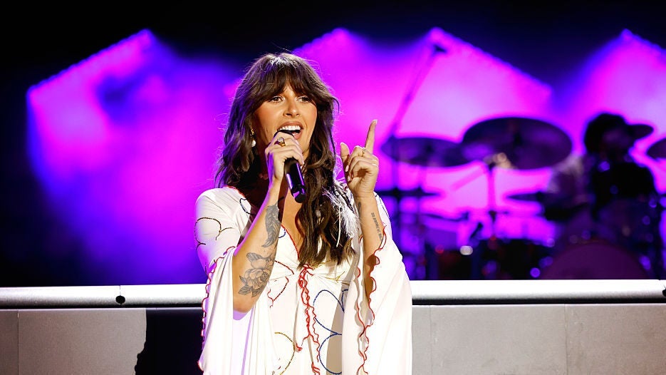 Ella Langley’s ‘Choosin’ Texas’ Extends Hot 100 Reign to 15 Weeks, Passes Whitney Houston and Mariah Carey