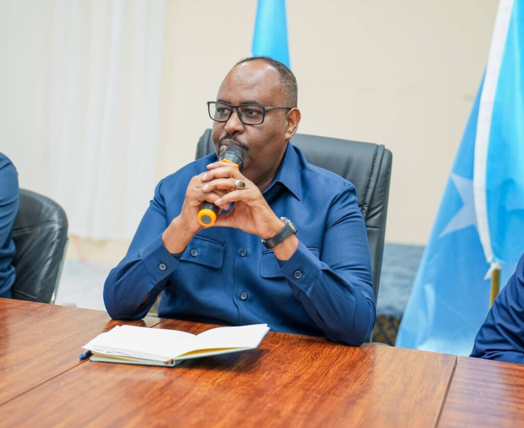 Madaxweynaha Dowlada Puntland kulan kula qaatay nabadoonnada iyo odayaasha dhaqanka ee Gobolka Mudug