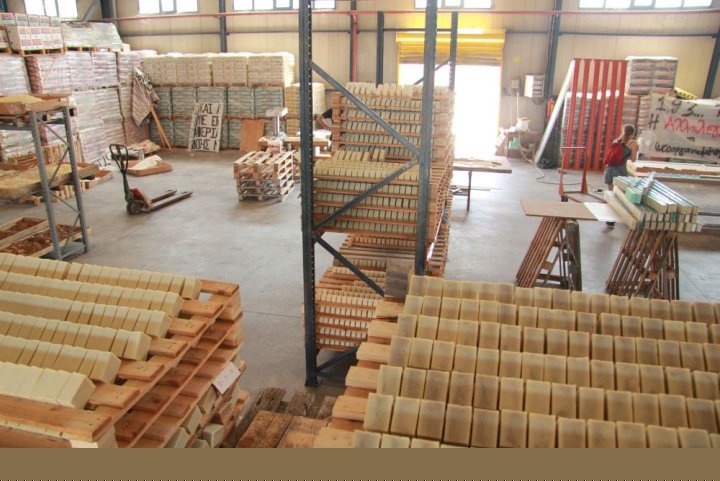 Comment on La fabbrica greca che resiste senza padroni producendo saponi ecologici by In Grecia la prima fabbrica anarchica senza padroni | StopEuro.org