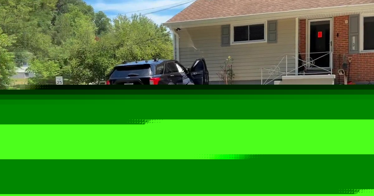 Forest Heights home red-tagged after crash involving police cruiser: 4 sent to hospital