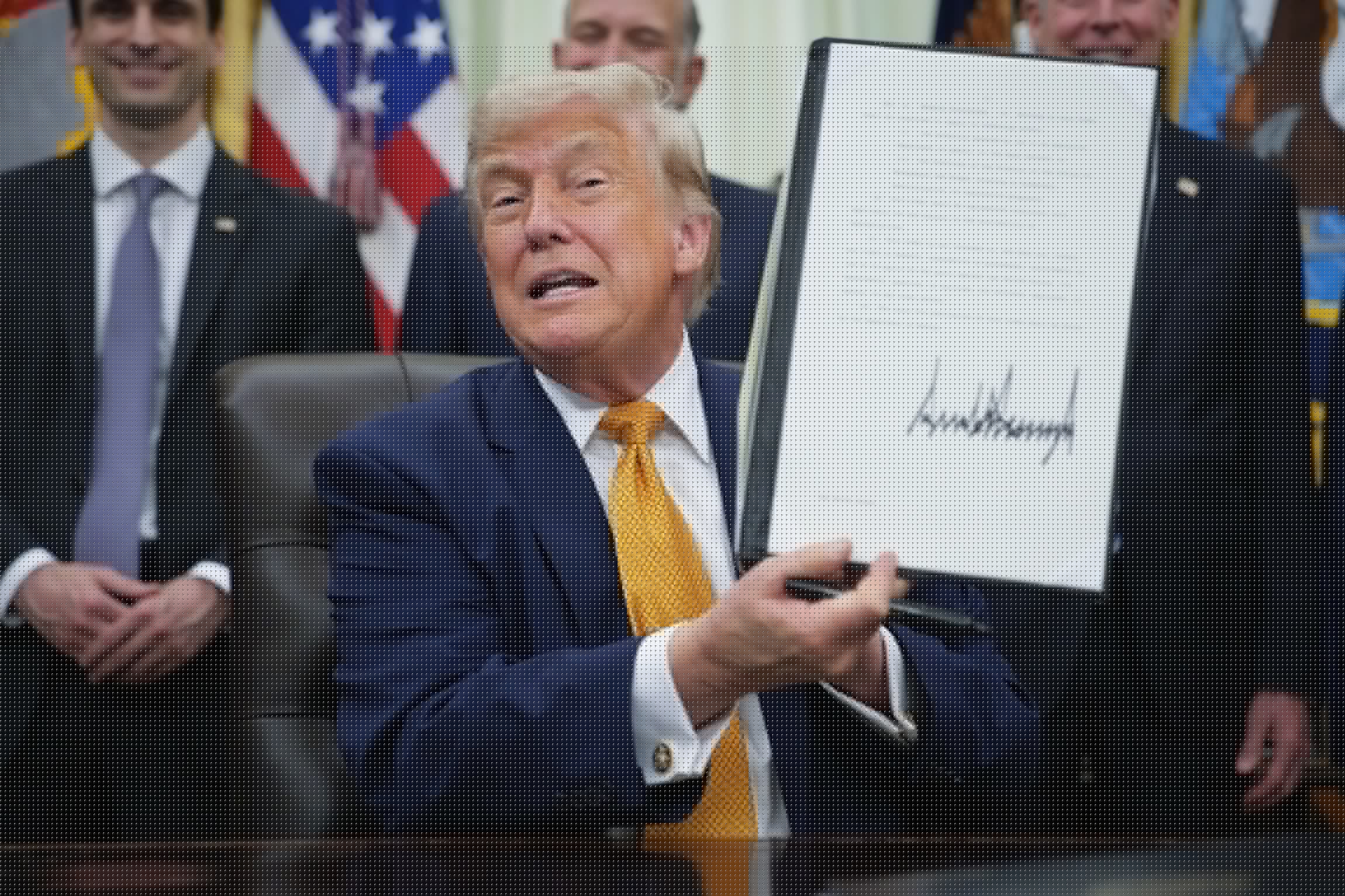 Trump Pardons Mega-Donor Days After Contribution to GOP Candidate