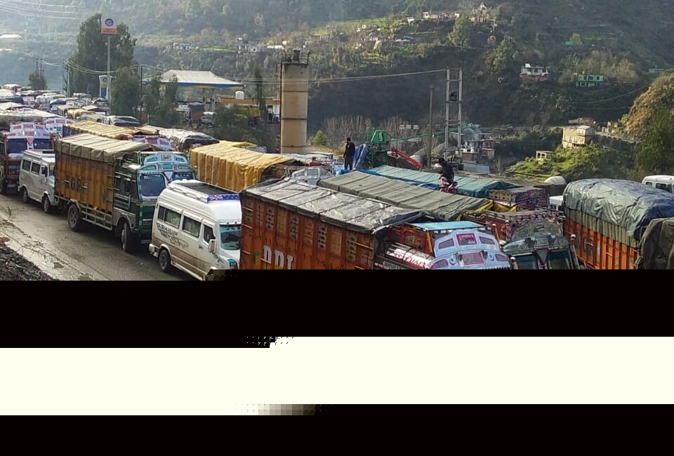 Srinagar-Jammu Highway: Traffic Advisory For Commuters