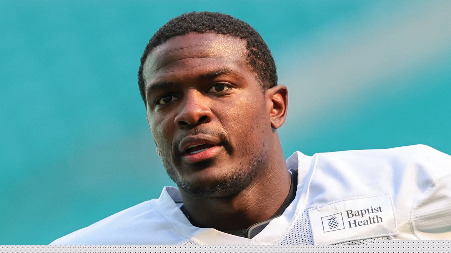 NFL finally gives Dolphins' De'Von Achane the level of respect he deserves