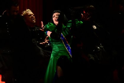 Lady Gaga faz longo discurso contra Trump durante show no Japão: 'Meu coração dói'; veja vídeo