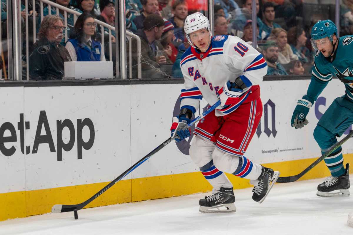 Rangers holding Artemi Panarin out of lineup until trade