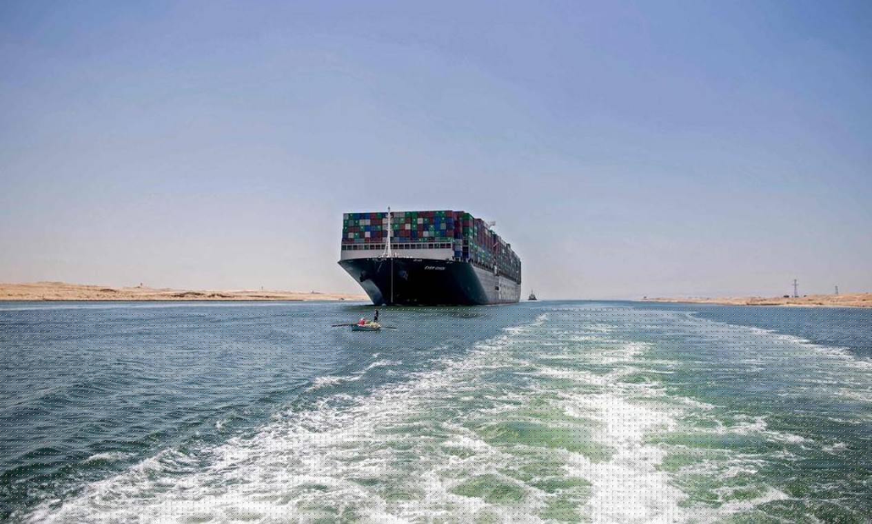 Guerra no Oriente Médio: Ataque a porto egípcio expõe vulnerabilidade do Canal de Suez e eleva temor sobre o comércio global