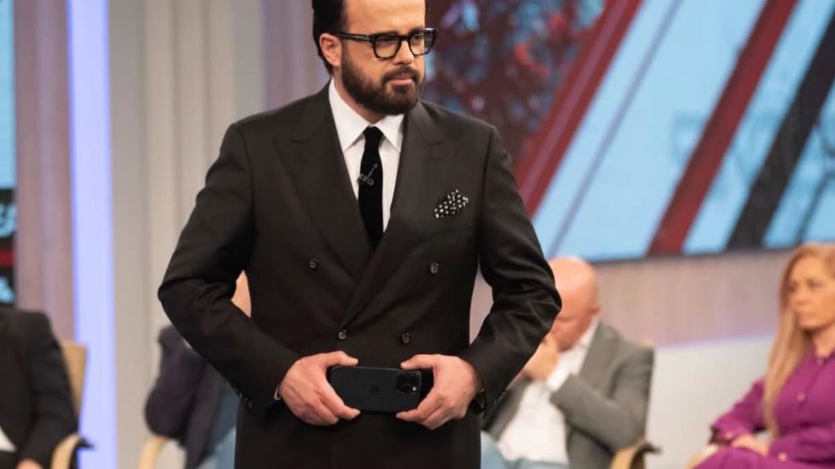 Mama lui Gâdea a murit, tatăl a trecut printr-o operație pe cord deschis. Răspunsul jurnalistului pentru Bolojan