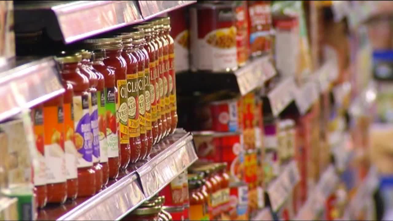 Food safety concerns have Minnesotans taking a closer look at what they’re putting in their carts