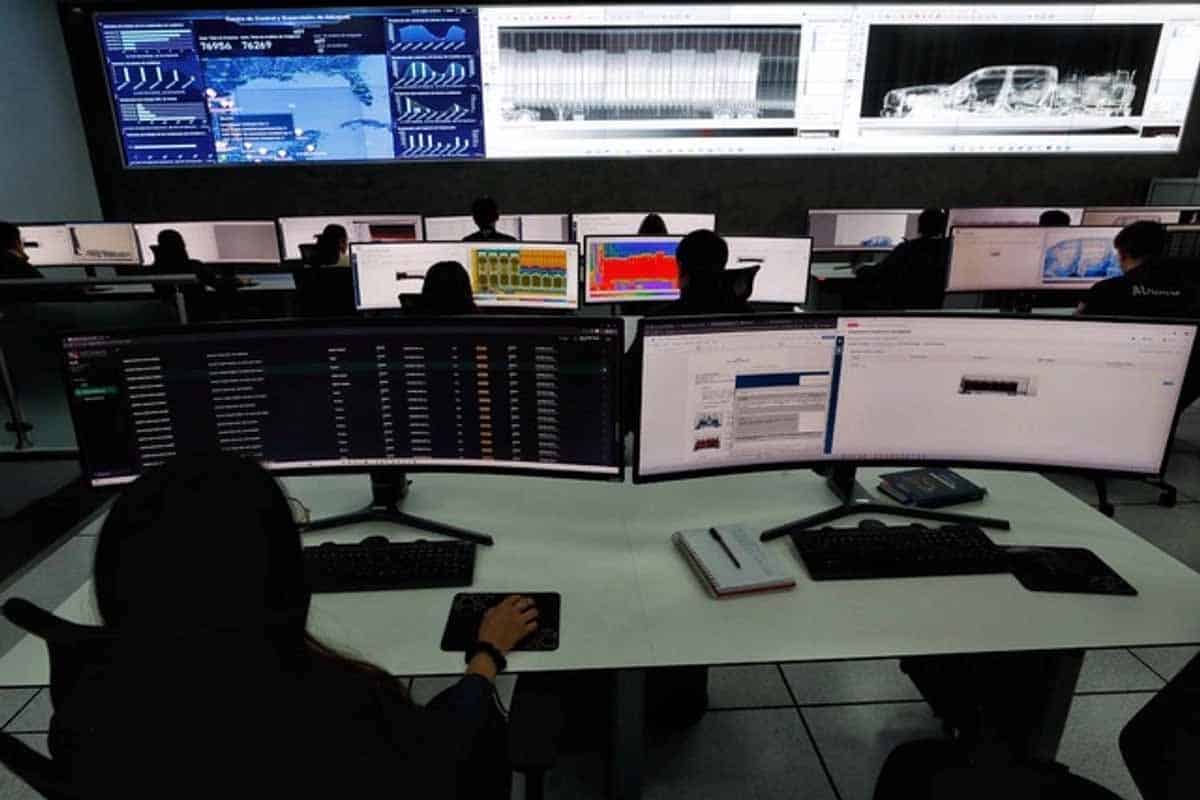 Inteligencia artificial transforma empresas y aumenta retos económicos
