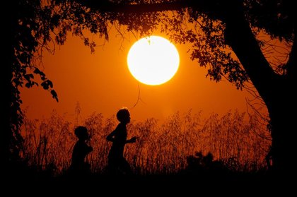 US life expectancy hit an all-time high in 2024, CDC says