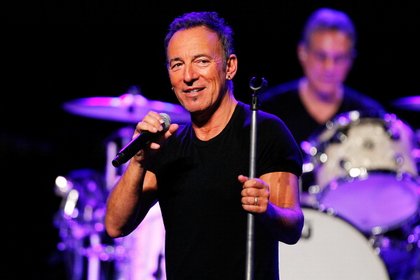 ROCK MOMENT – Bruce Springsteen ‘Cover Me’