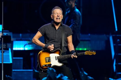 Rock superstar releases protest song slamming ICE, Trump