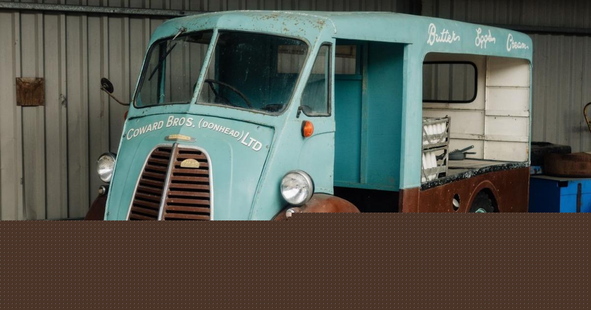 Vintage 1950s milk float to be auctioned in Sherborne