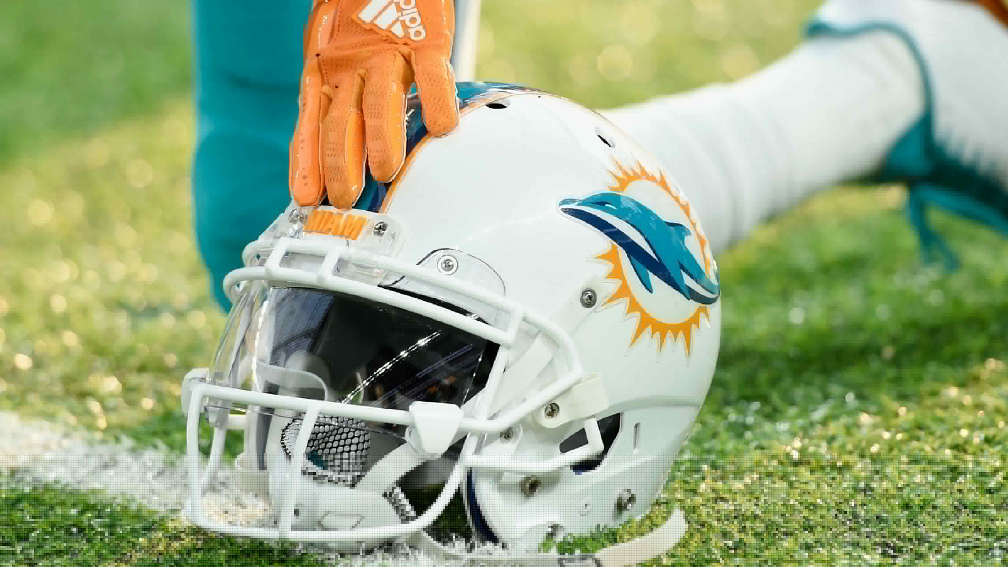 Dolphins Cut Ties With Dual-Threat Quarterback During Training Camp