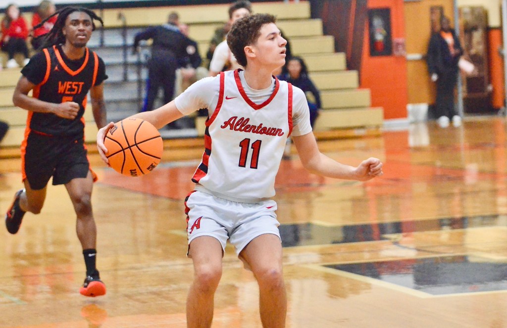 HS Boys Basketball Wrap: Allentown wins first-ever division title