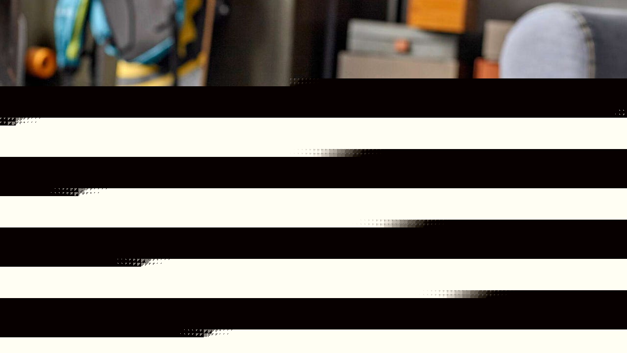 LEGO's Batman Forever Batmobile Set Has Received a Sizable $25 Discount at Amazon