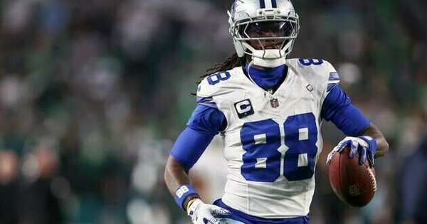 Cowboys WR CeeDee Lamb, RG Tyler Booker out for Packers game