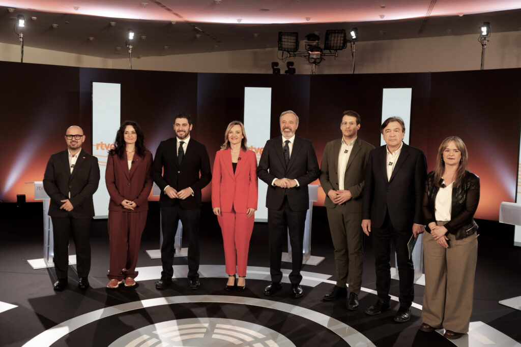 Vox avisa Azcón que tan sols serà president de l’Aragó si se sotmet com Pérez Llorca