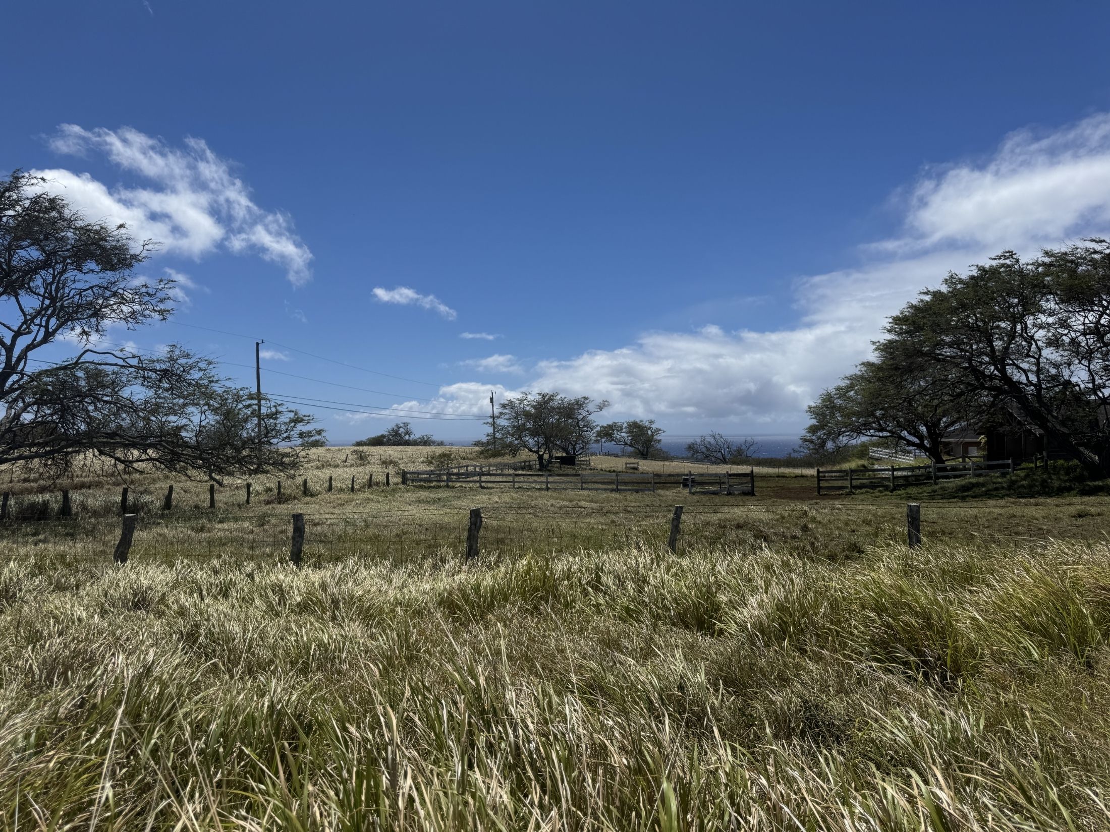 Puakea Bay Ranch 10-Acre Lot with Barn, Arena, and Ocean Views