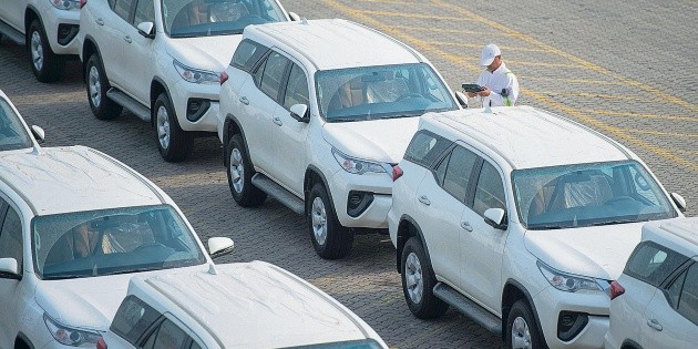 Casa Blanca afirma que México y Canadá dependen del país