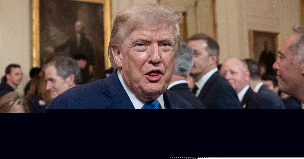 Trump Issues Bonkers Ultimatum To Supporters If They Don't Pay Up
