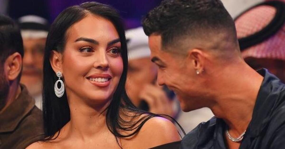 Futbolo legenda Cristiano Ronaldo sužadėtinę Georginą pasveikino įspūdinga „Rolex“ dovana