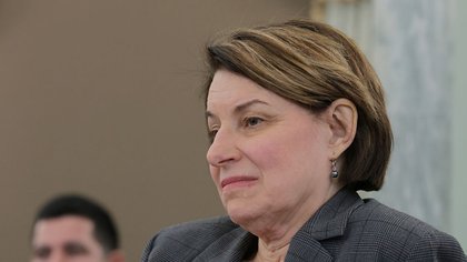 Amy Klobuchar just changed the political math in Minnesota, and it all circles back to Tim Walz