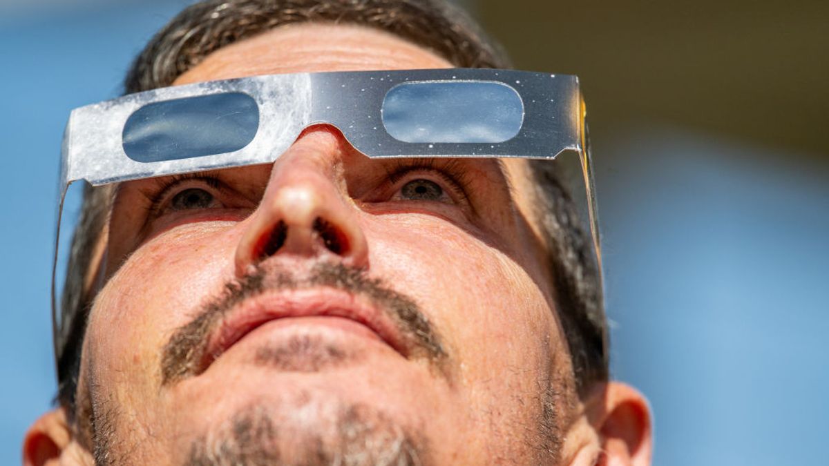 Solar eclipse postcode checker: The exact time to see the peak where you live in the UK