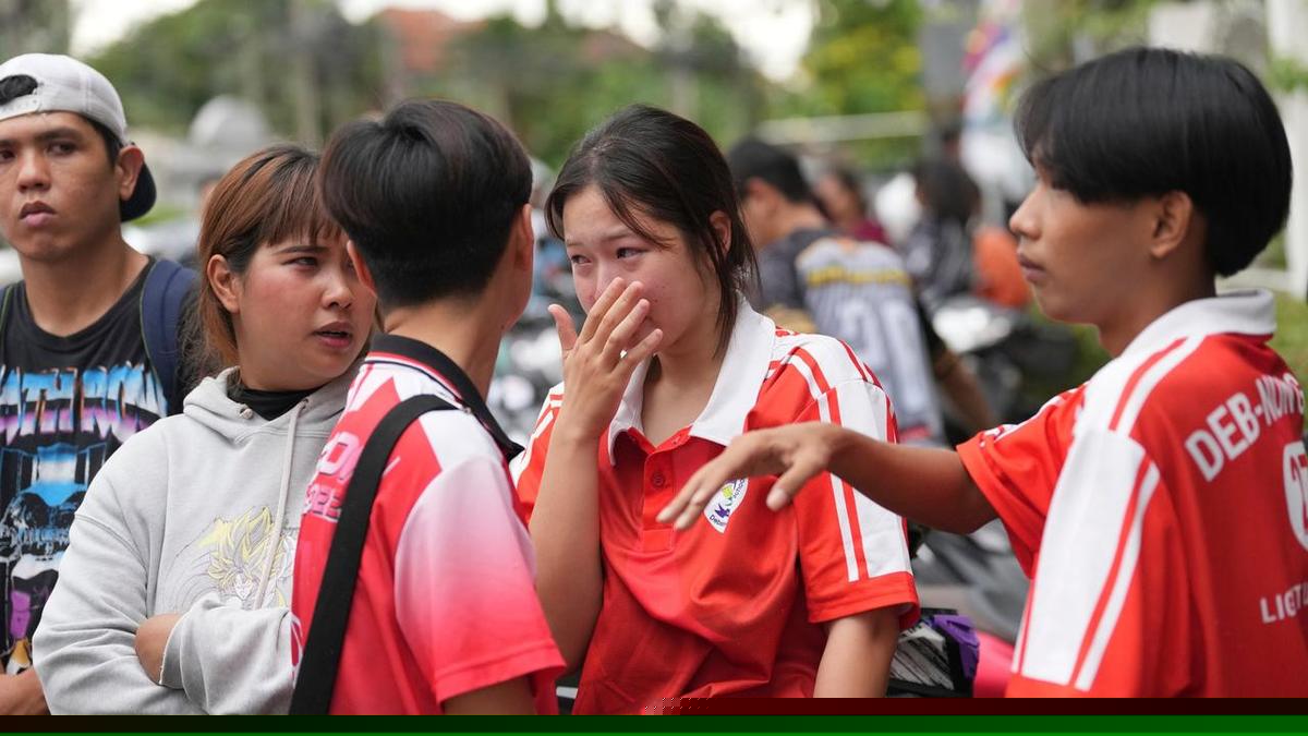 Student kills six in shooting at Thailand high school