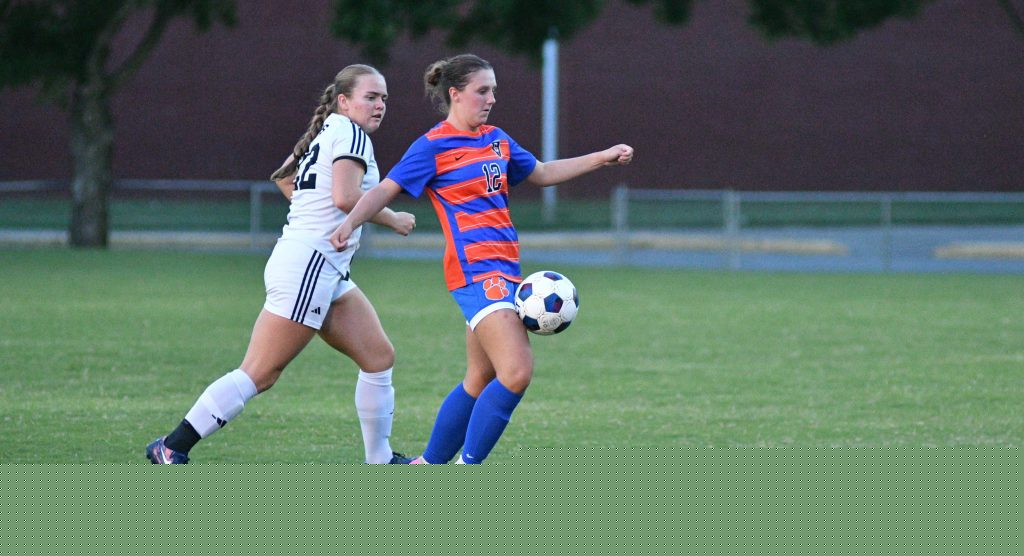 Murray Scores Late to Win Final Tune-up Over Christian County
