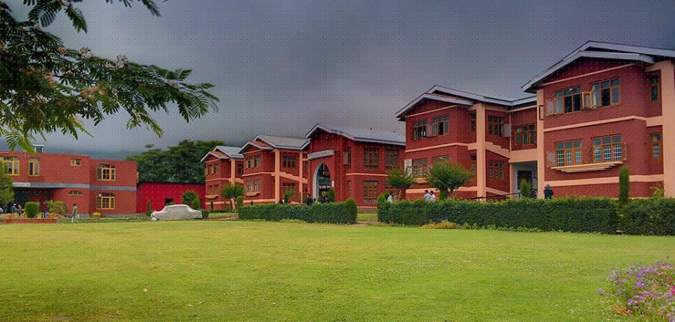 IUST Nursing Faculty Can Retire At 60, Not 62, Jammu Kashmir HC Rules