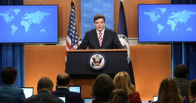 State Department's Message to Journalists After Government Shutdown: Responses May Be Delayed Due to Democrats