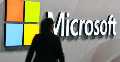 Microsoft acelera en la carrera de la inteligencia artificial con un crecimiento del 17% en ingresos