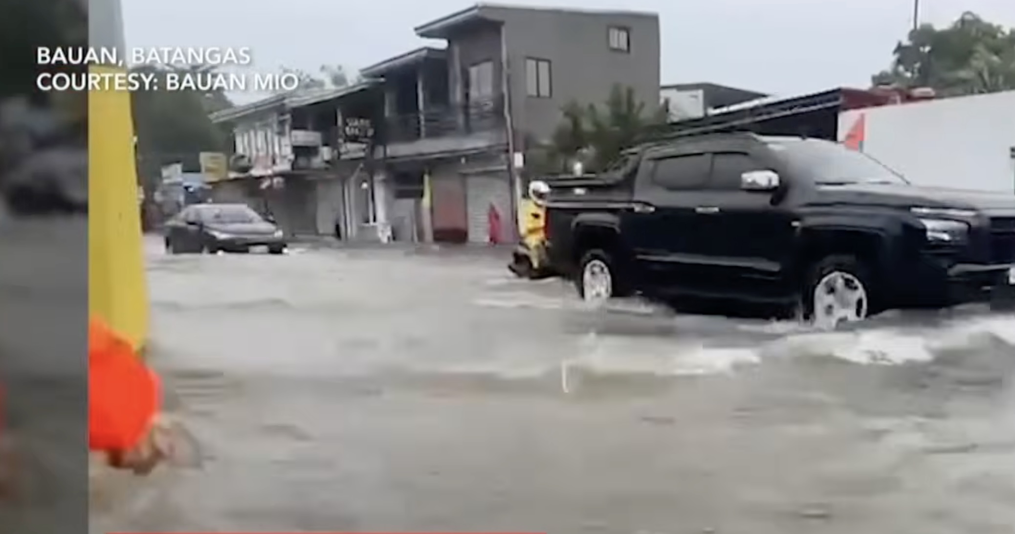 Iba't ibang bahagi ng bansa, binaha dahil sa ulan na dulot ng Habagat
