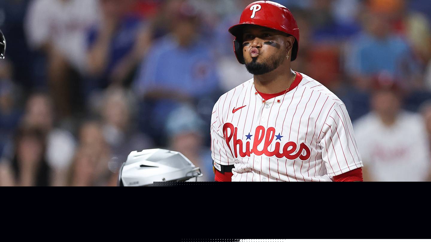 Luiz Arraez’s Slump Came at the Worst Time for Phillies