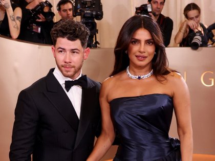 Priyanka Chopra & Nick Jonas’s Daughter Malti Wore a Rainbow Tutu To Feed a Bunny Like a Real-Life Disney Princess