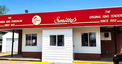 This Tiny Restaurant In Iowa Has A Giant Tenderloin Sandwich Known Around The World