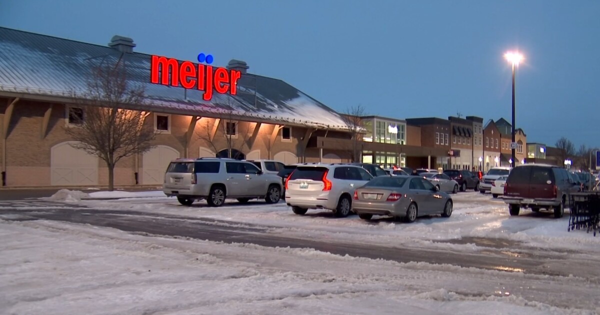 2 Lexington shoppers injured after ice falls 20 feet from Meijer roof
