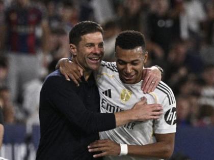 Real Madrid gewinnt auch 6. Ligaspiel - 4:1 bei Levante