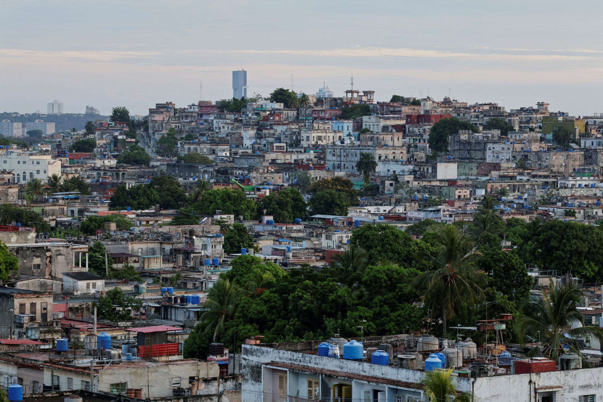 US Intelligence Assets Said To Descend On Cuba
