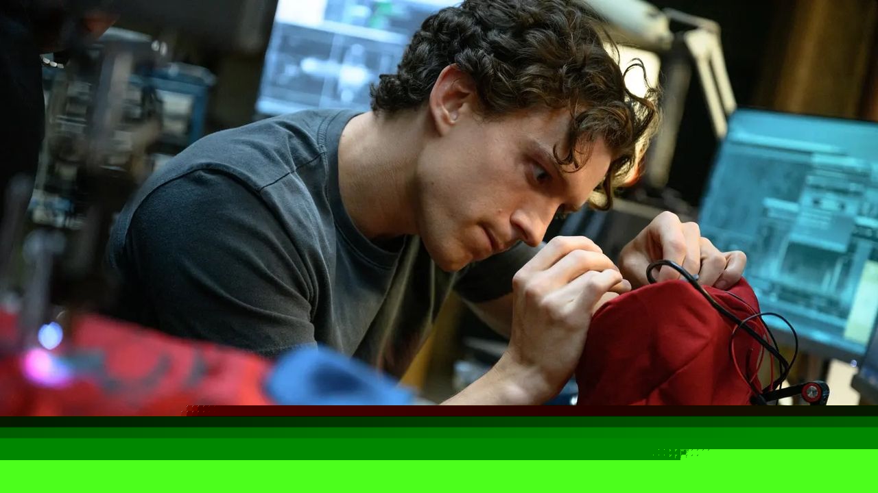 In Spider-Man 4, Peter Parker is a New Balance guy