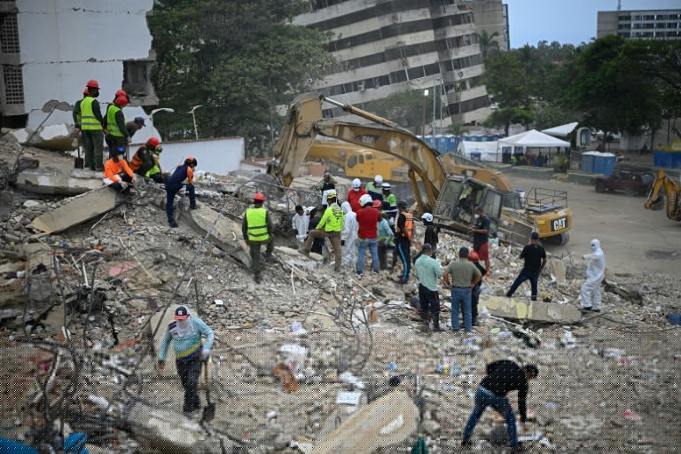 Death toll from Venezuela quakes rises past 6,000