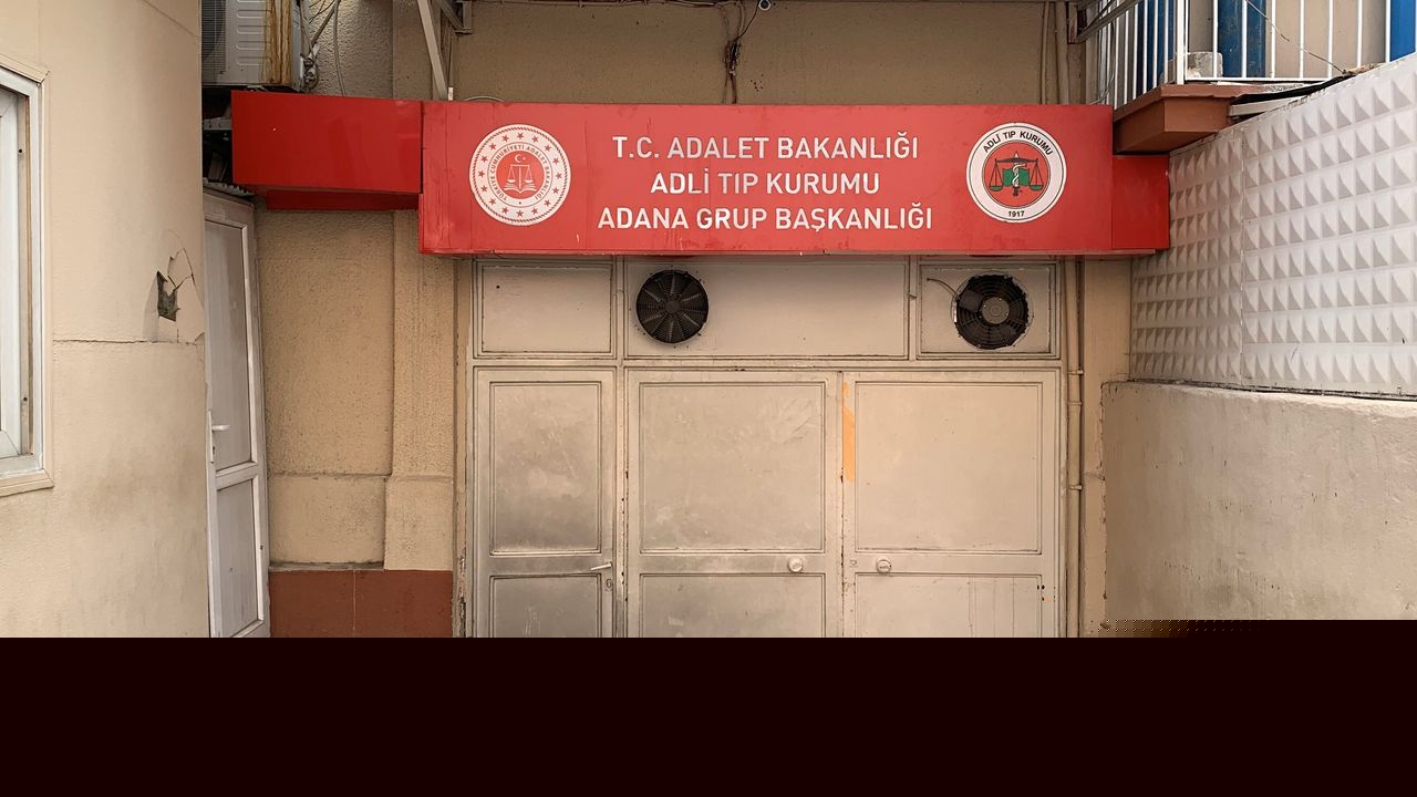 Oto kilit tamiri yapılan atölyede iş yeri sahibi ile bir kadın ölü bulundu