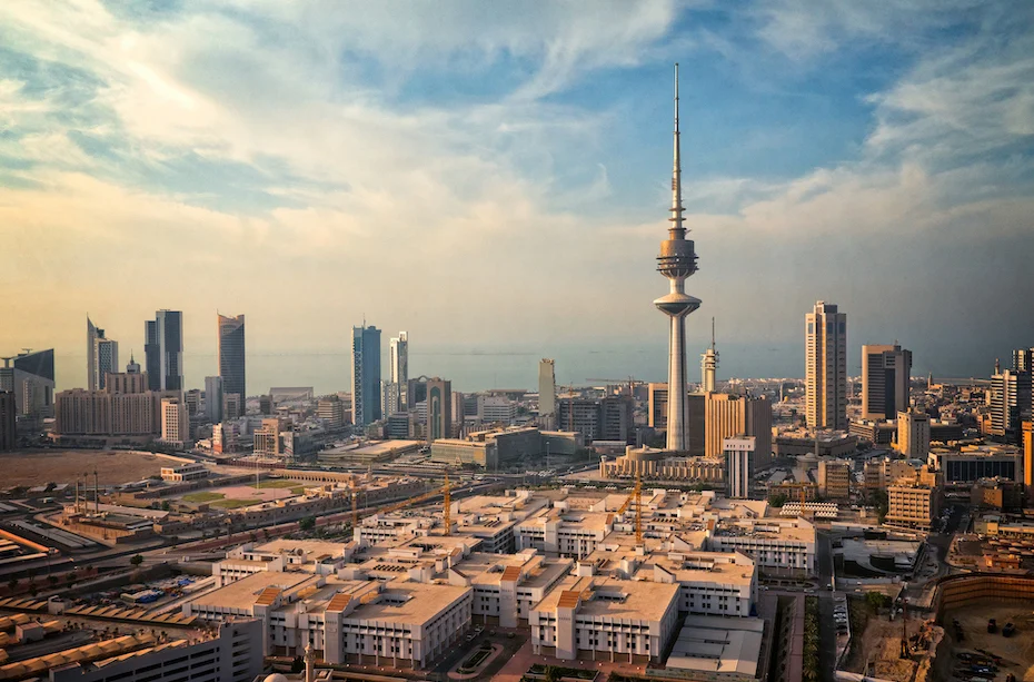 Kuwait plans $7bn pipeline stake sale amid funding shift