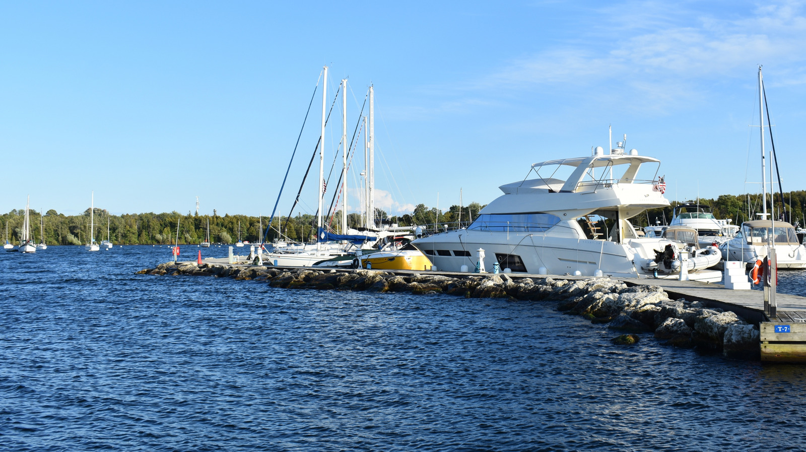 America's Most Scenic Marina Of 2026 Is A Wisconsin Gem That's Nicknamed 'The Cape Cod Of The Midwest'