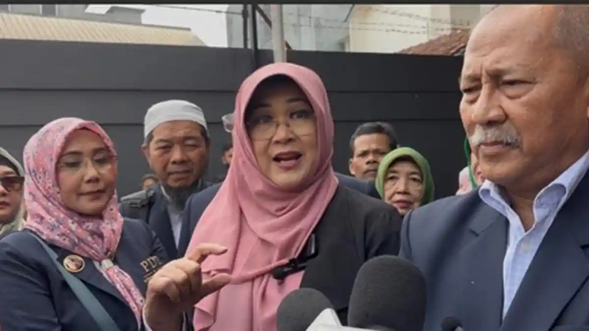 Dokter Tifa Tantang Jaksa Banding di Kasus Ijazah Jokowi: 'Saya Tidak Lari dari Perkara Ini'