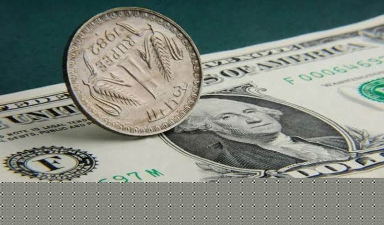 Rupee gains 2 paise to 95.20 against US dollar amid Iran-Oman uncertainty