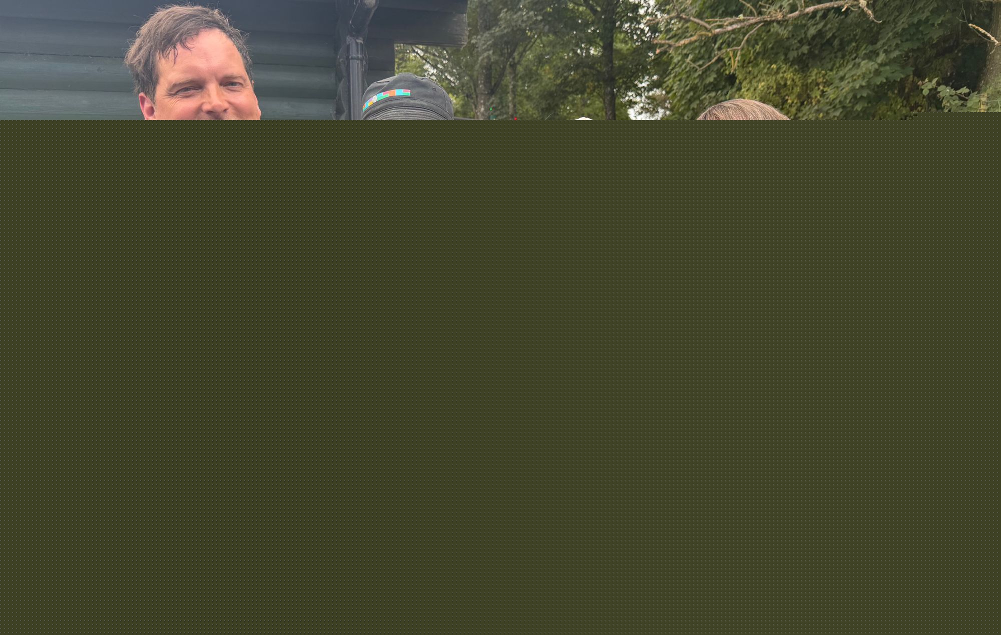 Ash surprise fans at Kendal Calling by performing as tribute band before being presented with gold discs for ‘Girl From Mars’